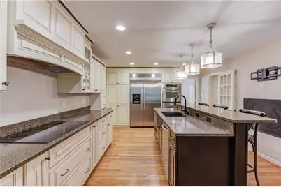 9620 River Lake Drive, Roswell, GA 30075 - Photo 20