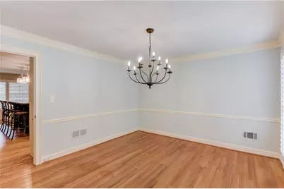9620 River Lake Drive, Roswell, GA 30075 - Photo 10