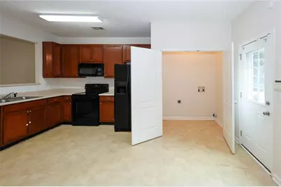 7705 Commerce Court, Riverdale, GA 30296 - Photo 16