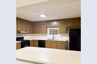 524 Julius Drive, Stone Mountain, GA 30087 - Photo 6