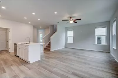 250 Abbotts Crossing Circle, Conyers, GA 30094 - Photo 10