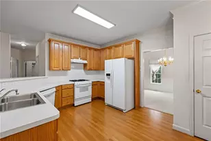 2910 Arbor Creek Ln, Atlanta, GA 30340 - Photo 4
