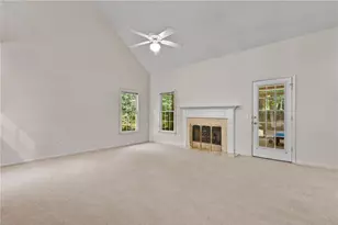 2910 Arbor Creek Ln, Atlanta, GA 30340 - Photo 4