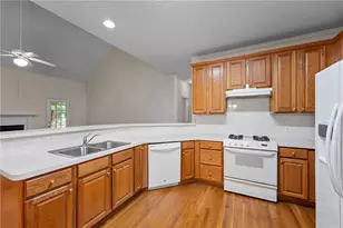 2910 Arbor Creek Ln, Atlanta, GA 30340 - Photo 16