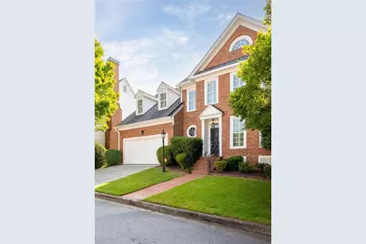 2148 Village Point NE, Atlanta, GA 30319 - Photo 2