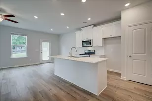 254 Abbotts Xing Cir, Conyers, GA 30094 - Photo 6