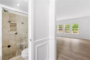 4017 Wyndam Hill Dr, Suwanee, GA 30024 - Photo 10