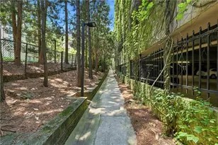 2795 Peachtree Road NE, Atlanta, GA 30305 - Photo 50
