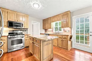 401 Wetona Way, Acworth, GA 30102 - Photo 22