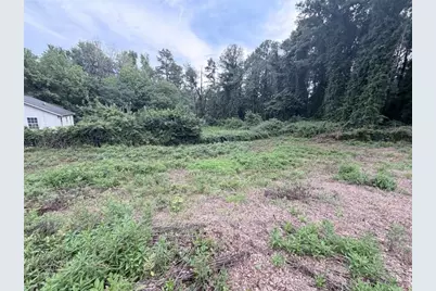 879 S Hairston Road S, Stone Mountain, GA 30088 - Photo 10