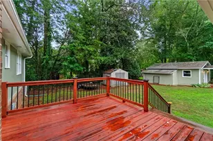 657 Cole Dr SW, Lilburn, GA 30047 - Photo 28