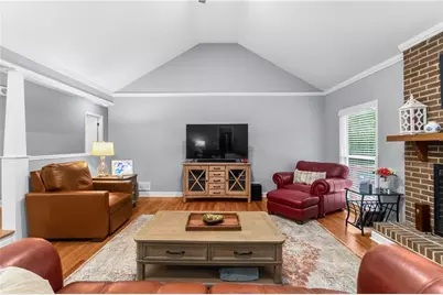 657 Cole Drive SW, Lilburn, GA 30047 - Photo 8