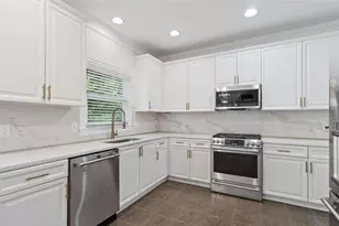 1711 Summit Glen Ln, Atlanta, GA 30329 - Photo 40
