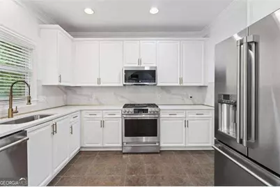 1711 Summit Glen Lane, Atlanta, GA 30329 - Photo 16