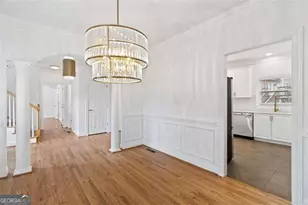 1711 Summit Glen Ln, Atlanta, GA 30329 - Photo 12
