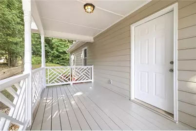 188 Poplar Street, Buford, GA 30518 - Photo 2