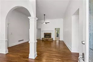3729 Thunder Way NE, Marietta, GA 30066 - Photo 20