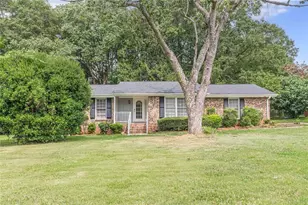 2521 Country Club Dr, Conyers, GA 30013 - Photo 2