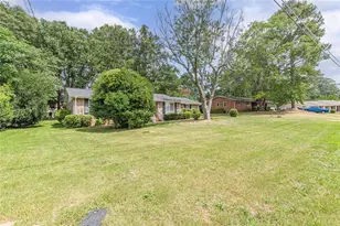 2521 Country Club Dr, Conyers, GA 30013 - Photo 6