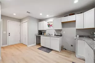 889 Smith St, Atlanta, GA 30310 - Photo 8