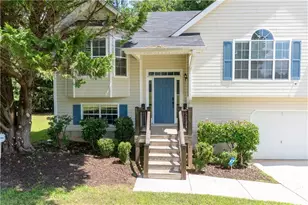 594 Princeton Dr, Dallas, GA 30157 - Photo 2