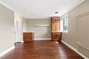 300 Johnson Ferry Rd, Sandy Springs, GA 30328 - Photo 8