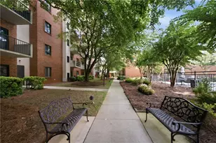 300 Johnson Ferry Rd, Sandy Springs, GA 30328 - Photo 32