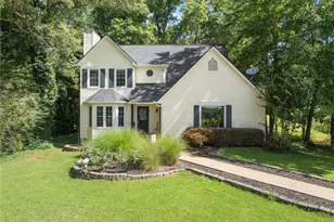 9724 Elliott Family Pkwy, Dawsonville, GA 30536 - Photo 1