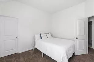 565 Dasheill Ln, Atlanta, GA 30349 - Photo 16