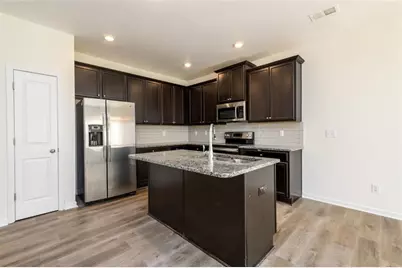 4950 Elm Brook Drive, Atlanta, GA 30349 - Photo 4