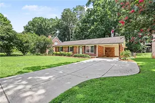 2973 Delcourt Dr, Decatur, GA 30033 - Photo 2