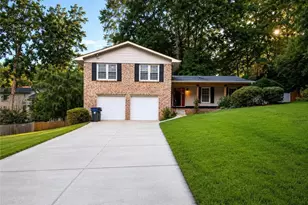 4081 Longview Dr, Atlanta, GA 30341 - Photo 1