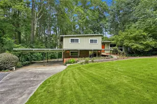 3522 Beachhill Dr, Atlanta, GA 30340 - Photo 2