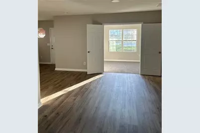 926 Old Mill Point #D, Monroe, GA 30655 - Photo 2