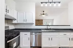 919 Country Oaks Ct, Lawrenceville, GA 30044 - Photo 12