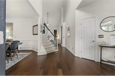 2751 Vinings Oak Drive SE, Atlanta, GA 30339 - Photo 4