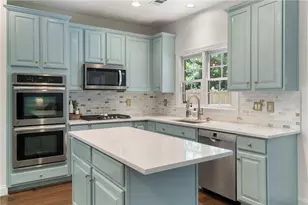 2751 Vinings Oak Dr SE, Atlanta, GA 30339 - Photo 8