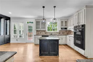 4910 Red Robin Ridge, Johns Creek, GA 30022 - Photo 10