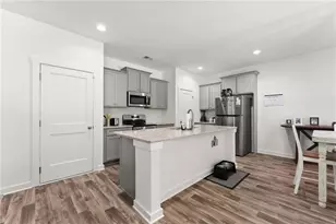 70 Edith Ct, Statham, GA 30666 - Photo 10