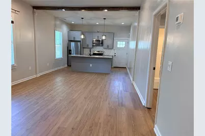 31 Mildred Place NW, Atlanta, GA 30318 - Photo 2
