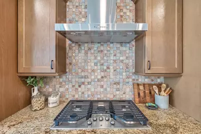 1071 Amarose Lane NE, Marietta, GA 30066 - Photo 16