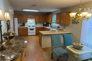 4995 Meadow Overlook, Cumming, GA 30040 - Photo 4