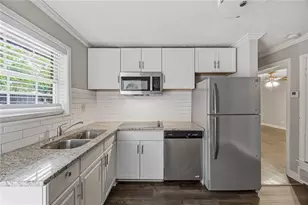 21 Delmont Dr NE, Atlanta, GA 30305 - Photo 6