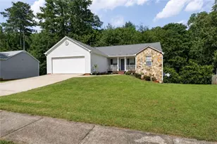 802 Windsor Dr, Monroe, GA 30656 - Photo 2