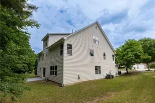 1933 Temple Park Dr, Loganville, GA 30052 - Photo 34