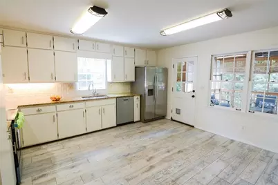 4156 Westerleigh Court NW, Peachtree Corners, GA 30092 - Photo 8