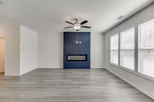 198 Blue Dragon Dr, Jefferson, GA 30549 - Photo 2
