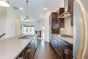 1953 Townsend Ct NE, Atlanta, GA 30329 - Photo 14