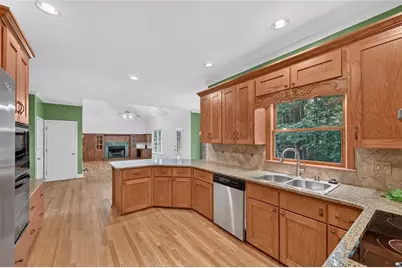 3845 Bridlewood Drive, Duluth, GA 30096 - Photo 10