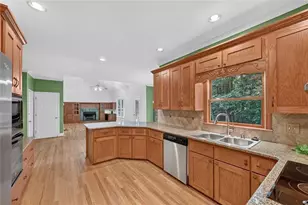 3845 Bridlewood Dr, Duluth, GA 30096 - Photo 10